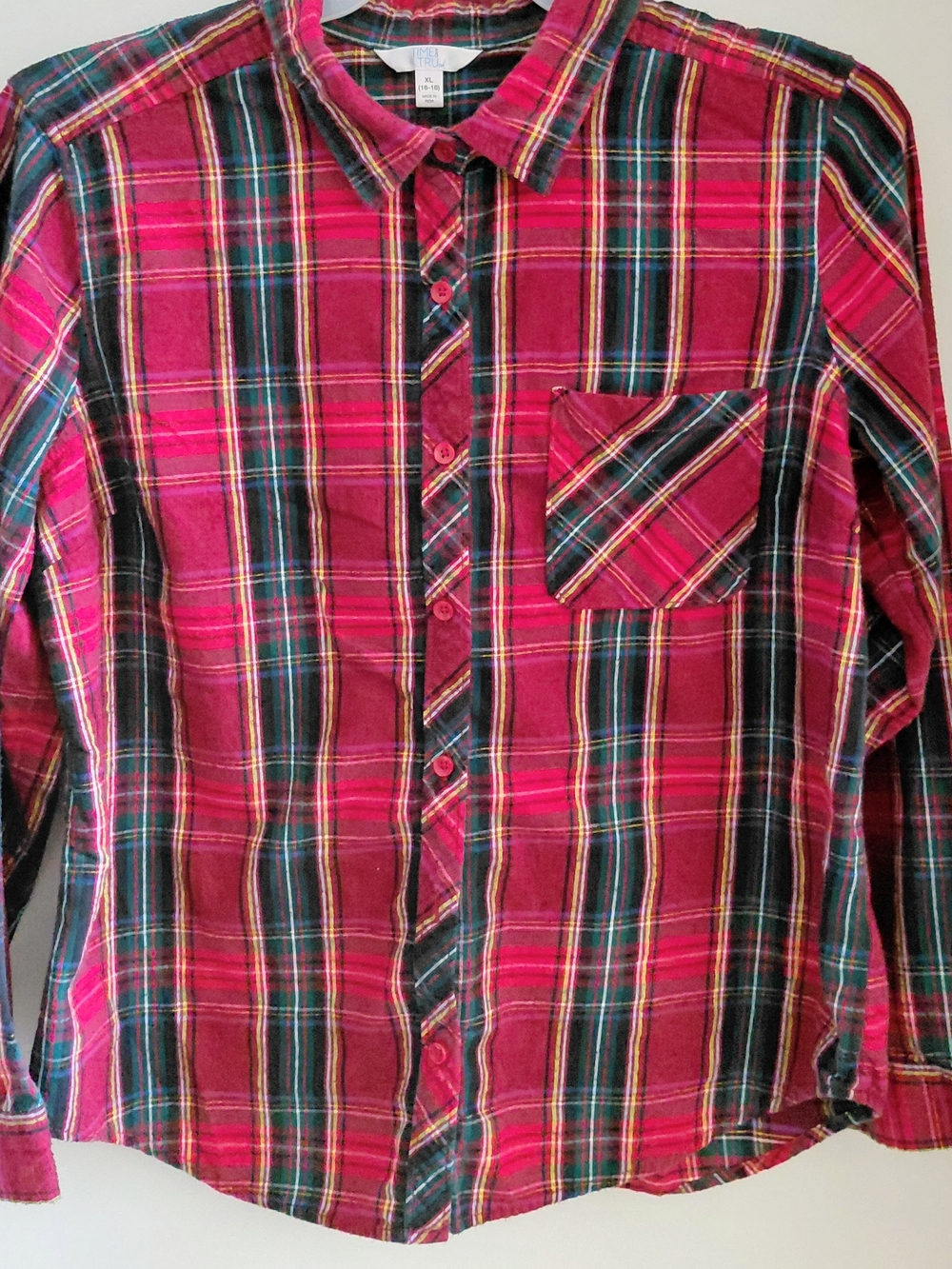 Time and Tru Red Plaid Button-Down Shirt Large